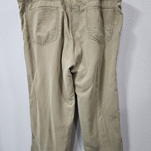 Tommy Bahama Khaki men's slacks 40x26 - Picture 4 of 7